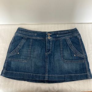 FREE W/ PURCHASE Jean Skort